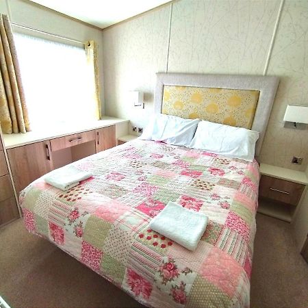 Sand Le Mere Holiday Village Caravan Hire Tunstall  Zewnętrze zdjęcie