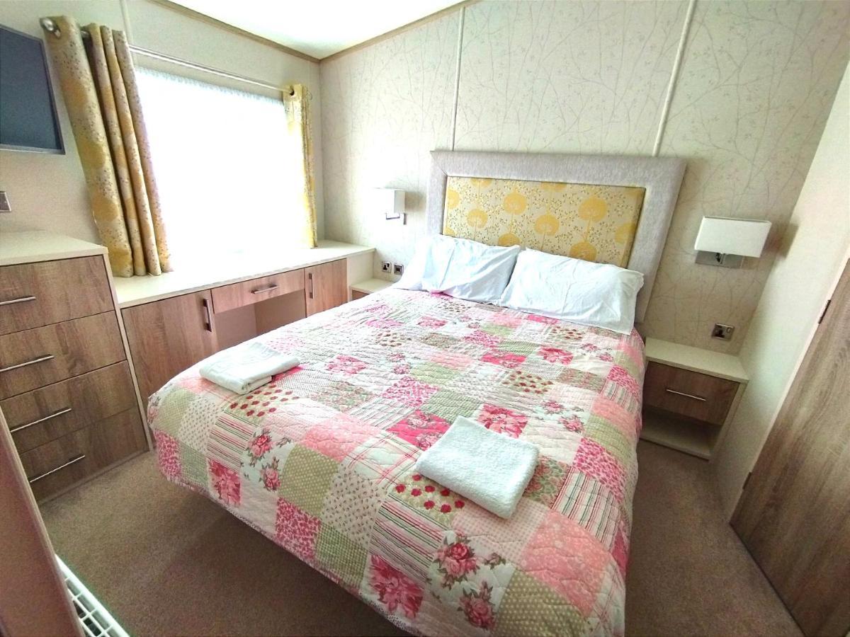 Sand Le Mere Holiday Village Caravan Hire Tunstall  Zewnętrze zdjęcie